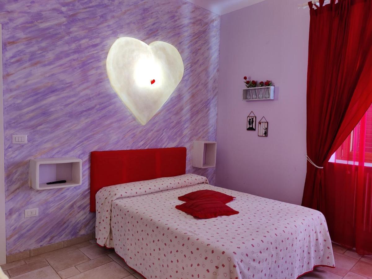 Art Rooms Joyful People Alberobello Exteriör bild