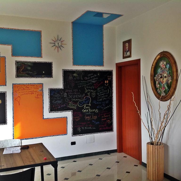 Art Rooms Joyful People Alberobello Exteriör bild